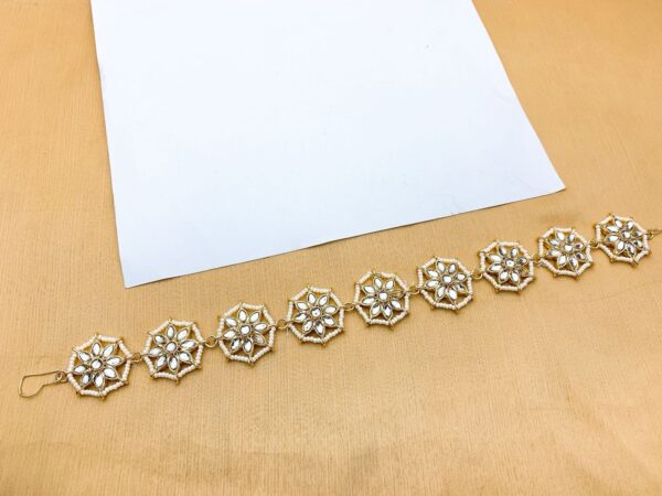 Very beautiful kundan shesh Patti in fine quality