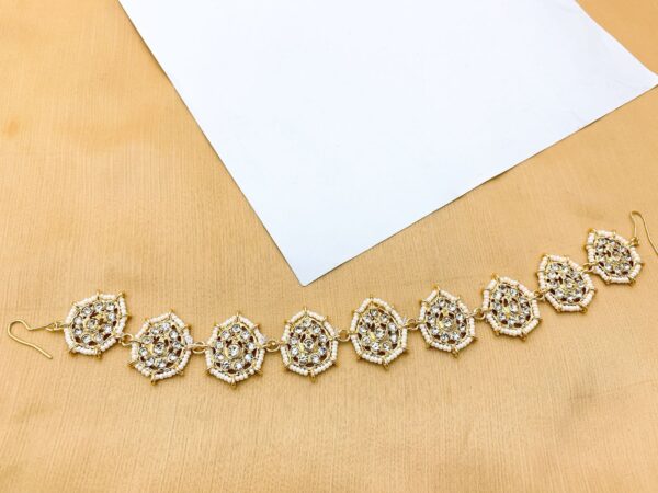 Very beautiful kundan shesh Patti in fine quality