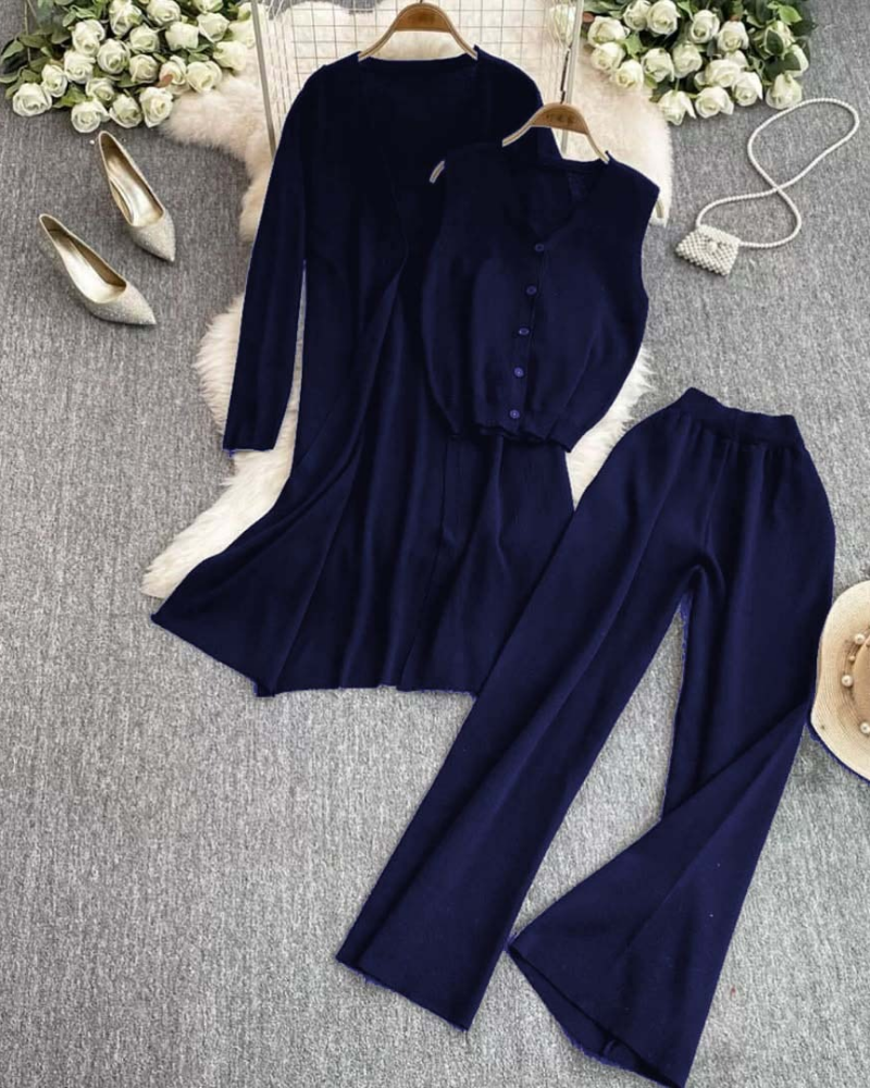 Long Gown Style 3-Pcs Winter Co-Ord Suit - Image 3