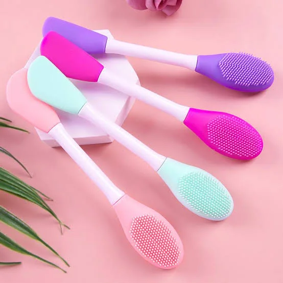 MASK BRUSH